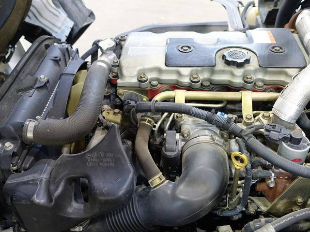 トヨタトヨエース平ボディ小型（2t・3t）[写真18]