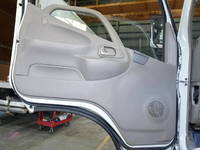 トヨタトヨエース平ボディ小型（2t・3t）[写真30]