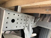 三菱ふそうキャンター平ボディ小型（2t・3t）[写真13]