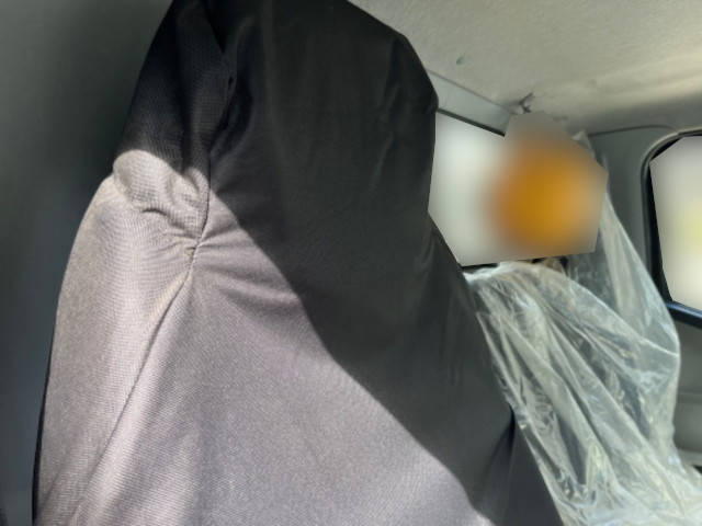 三菱ふそうキャンター平ボディ小型（2t・3t）[写真18]