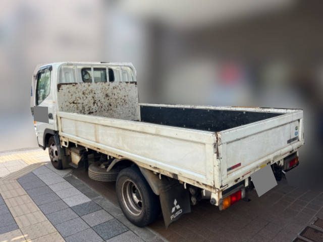 三菱ふそうキャンター平ボディ小型（2t・3t）[写真04]