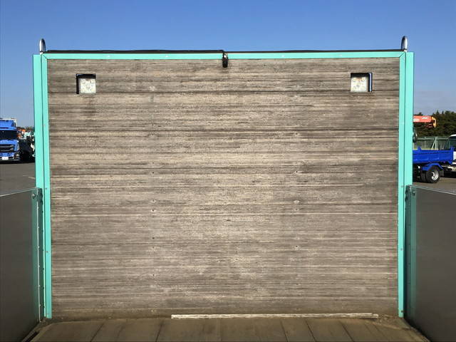 いすゞエルフアルミブロック小型（2t・3t）[写真12]