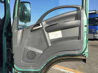 いすゞエルフアルミブロック小型（2t・3t）[写真28]