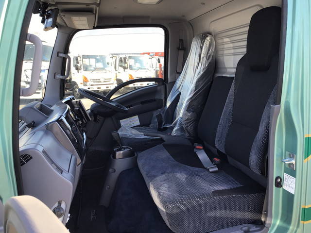 いすゞエルフアルミブロック小型（2t・3t）[写真29]