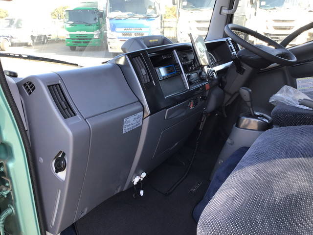 いすゞエルフアルミブロック小型（2t・3t）[写真31]