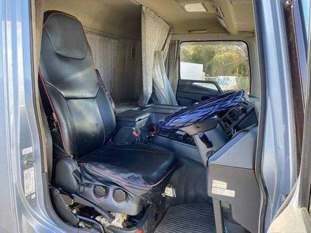 三菱ふそうスーパーグレートダンプ大型（10t）[写真34]