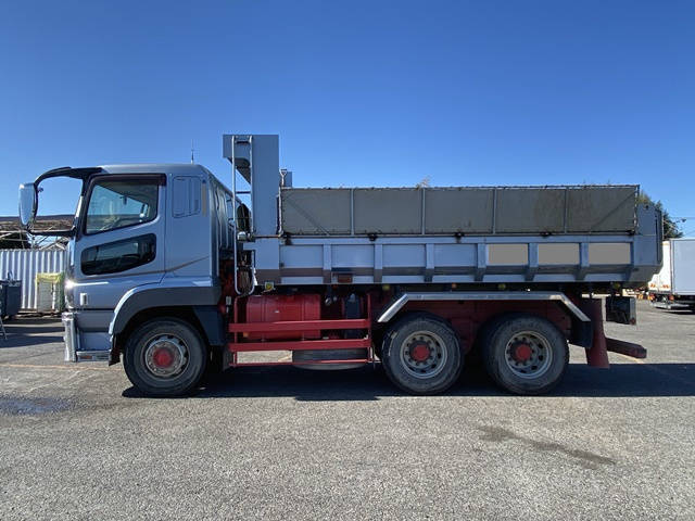 三菱ふそうスーパーグレートダンプ大型（10t）[写真05]