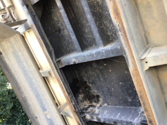 三菱ふそうスーパーグレートダンプ大型（10t）[写真17]