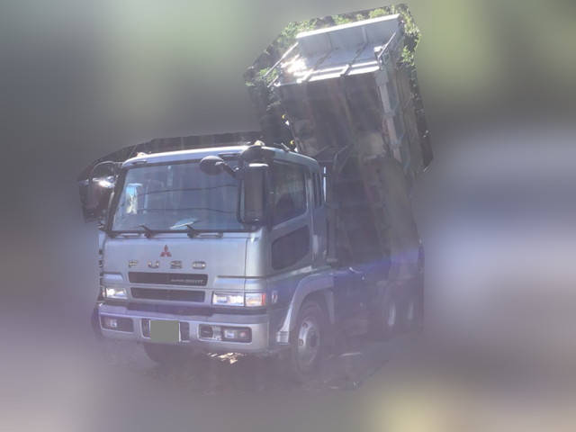 三菱ふそうスーパーグレートダンプ大型（10t）[写真03]