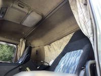 三菱ふそうスーパーグレートダンプ大型（10t）[写真32]