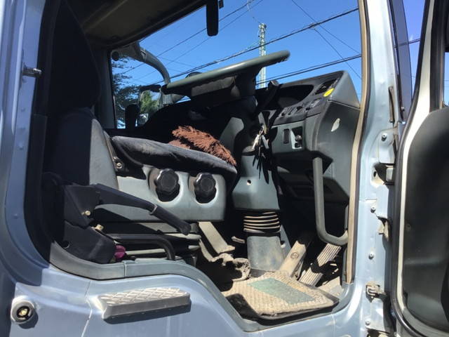 三菱ふそうスーパーグレートダンプ大型（10t）[写真33]