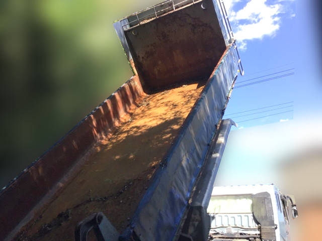 三菱ふそうスーパーグレートダンプ大型（10t）[写真07]