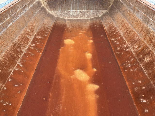 UDトラックスクオンダンプ大型（10t）[写真10]