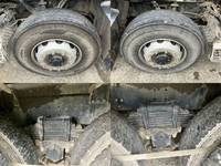 UDトラックスクオンダンプ大型（10t）[写真16]