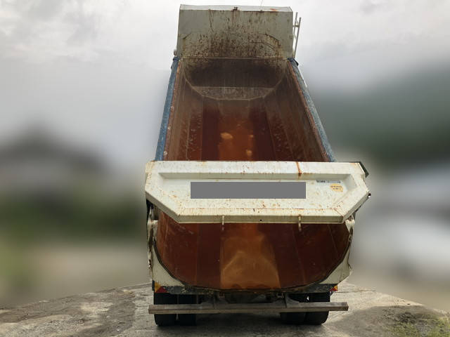 UDトラックスクオンダンプ大型（10t）[写真02]