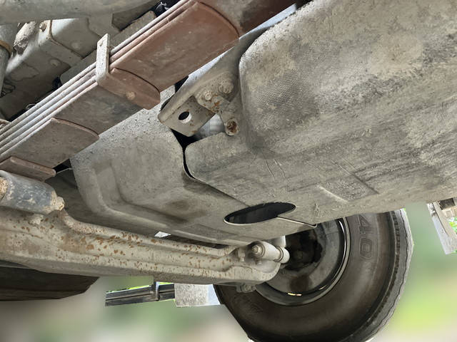 UDトラックスクオンダンプ大型（10t）[写真21]