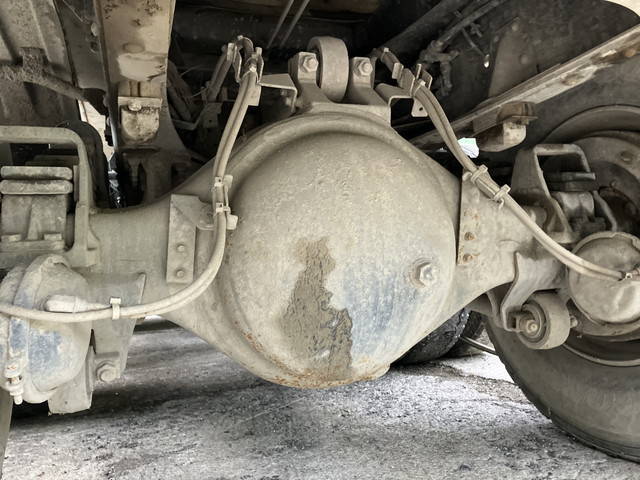 UDトラックスクオンダンプ大型（10t）[写真24]