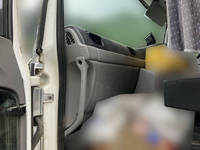 UDトラックスクオンダンプ大型（10t）[写真27]