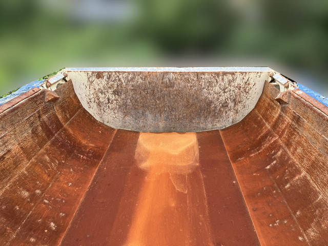 UDトラックスクオンダンプ大型（10t）[写真09]