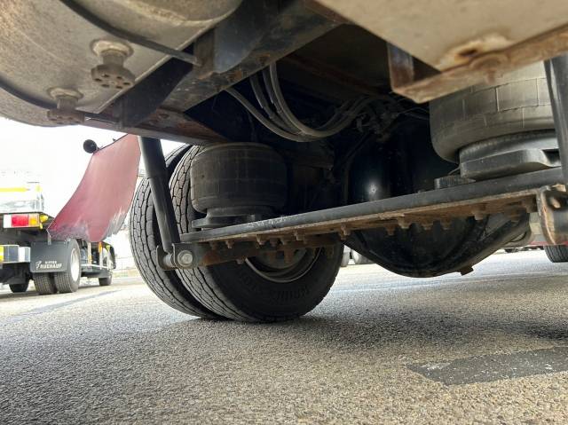 UDトラックスコンドルアルミブロック増トン（6t・8t）[写真29]