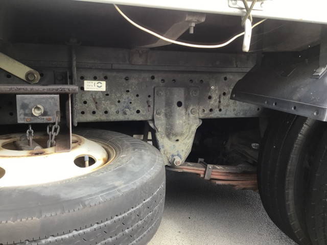 いすゞエルフ幌車小型（2t・3t）[写真16]