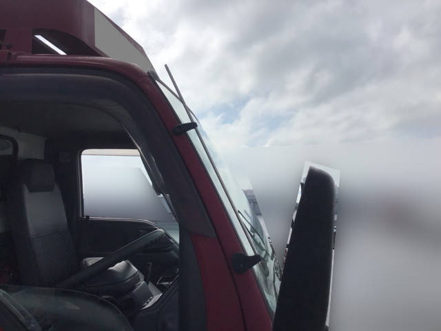 いすゞエルフ幌車小型（2t・3t）[写真22]