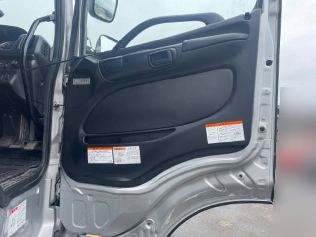 日野プロフィアダンプ大型（10t）[写真29]