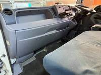 三菱ふそうキャンター平ボディ小型（2t・3t）[写真29]