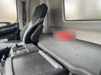 日野プロフィアダンプ大型（10t）[写真26]