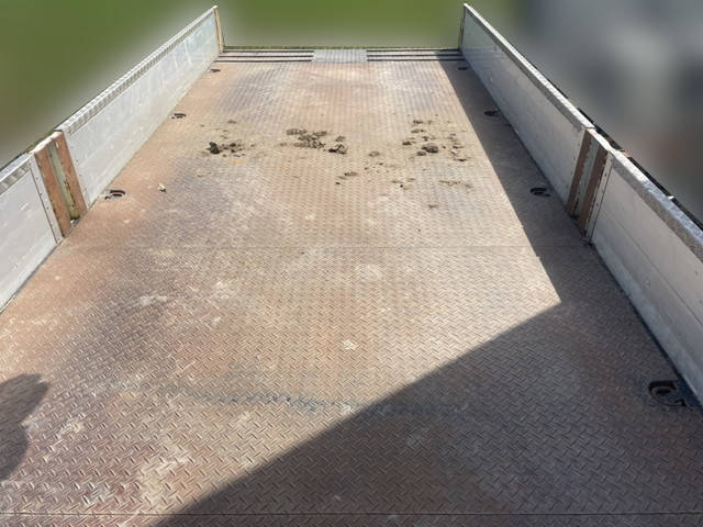 三菱ふそうファイターセルフクレーン3段増トン（6t・8t）[写真13]