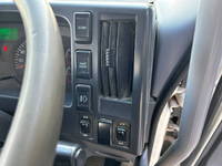 いすゞフォワードクレーン4段増トン（6t・8t）[写真24]