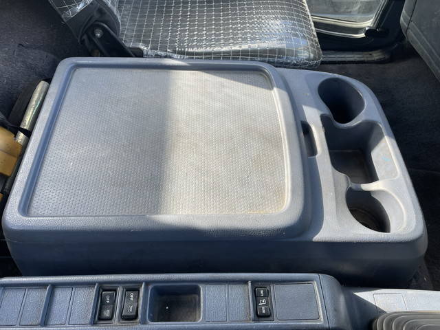 日野レンジャーダンプ・クレーン付増トン（6t・8t）[写真36]