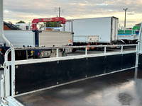 三菱ふそうキャンター平ボディ小型（2t・3t）[写真12]