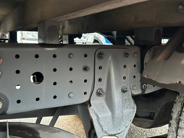 三菱ふそうキャンター平ボディ小型（2t・3t）[写真18]