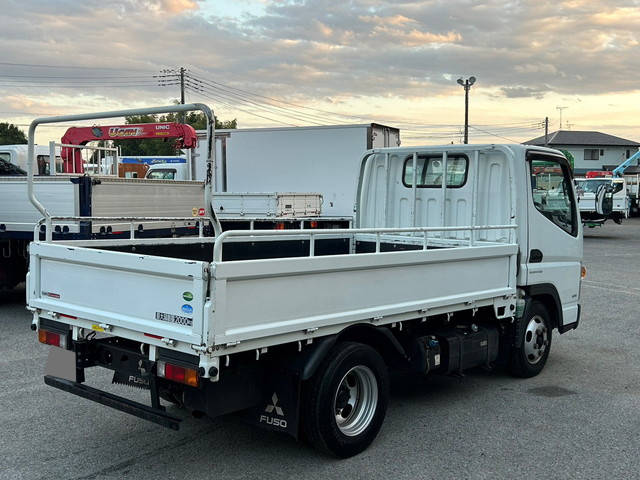 三菱ふそうキャンター平ボディ小型（2t・3t）[写真02]