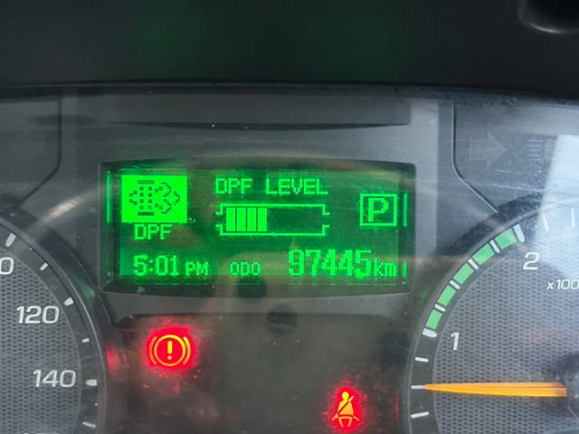 三菱ふそうキャンター平ボディ小型（2t・3t）[写真27]