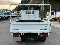 三菱ふそうキャンター平ボディ小型（2t・3t）[写真09]