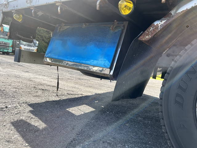 いすゞフォワードアルミブロック中型（4t）[写真35]