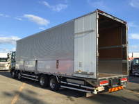 いすゞギガアルミウイング大型（10t）[写真12]