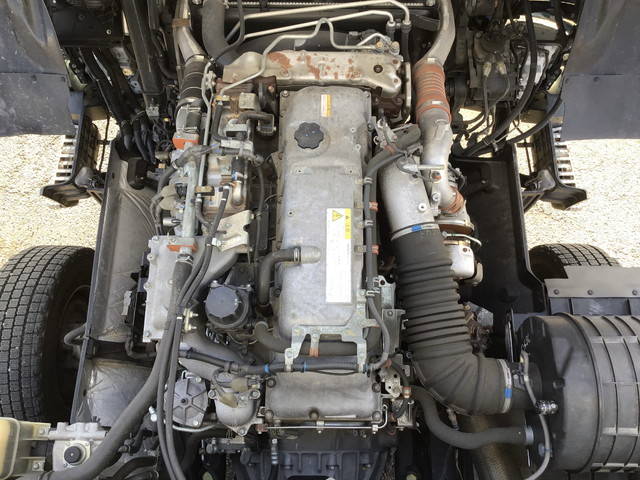 いすゞギガアルミウイング大型（10t）[写真27]