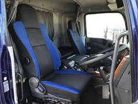 いすゞギガアルミウイング大型（10t）[写真31]