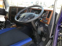 いすゞギガアルミウイング大型（10t）[写真32]