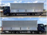 いすゞギガアルミウイング大型（10t）[写真05]