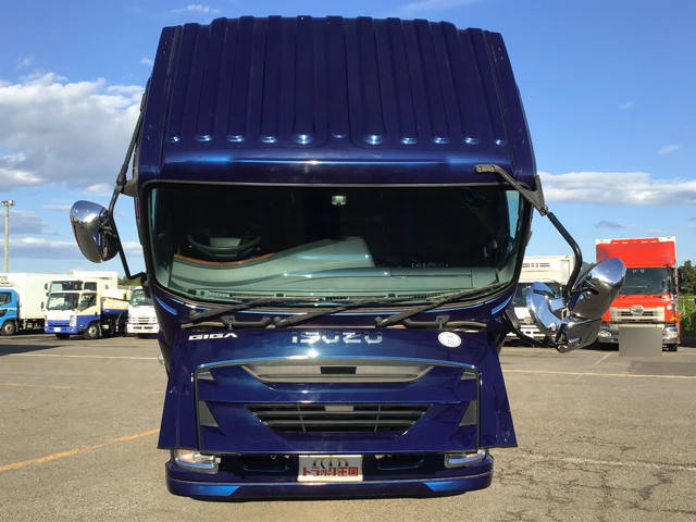 いすゞギガアルミウイング大型（10t）[写真09]