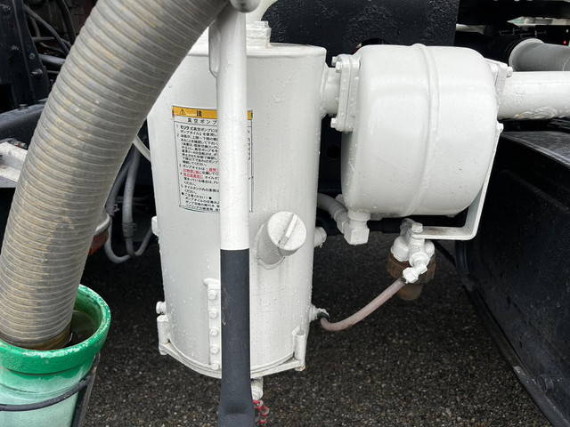 日野レンジャーバキュームカー中型（4t）[写真10]