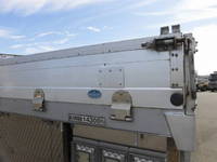 UDトラックスクオンアルミブロック大型（10t）[写真30]