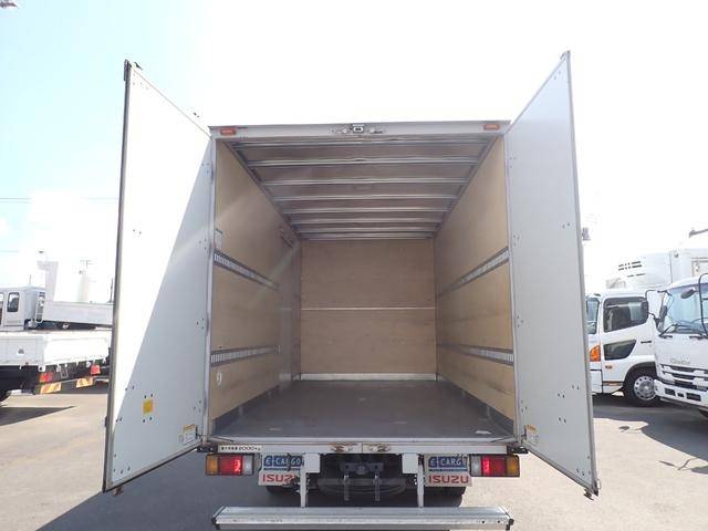 いすゞエルフアルミバン小型（2t・3t）[写真13]