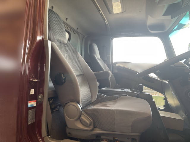 いすゞフォワードアルミウイング中型（4t）[写真30]