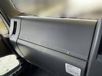 いすゞフォワードアルミウイング中型（4t）[写真33]