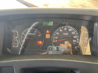 いすゞフォワードアルミウイング中型（4t）[写真35]